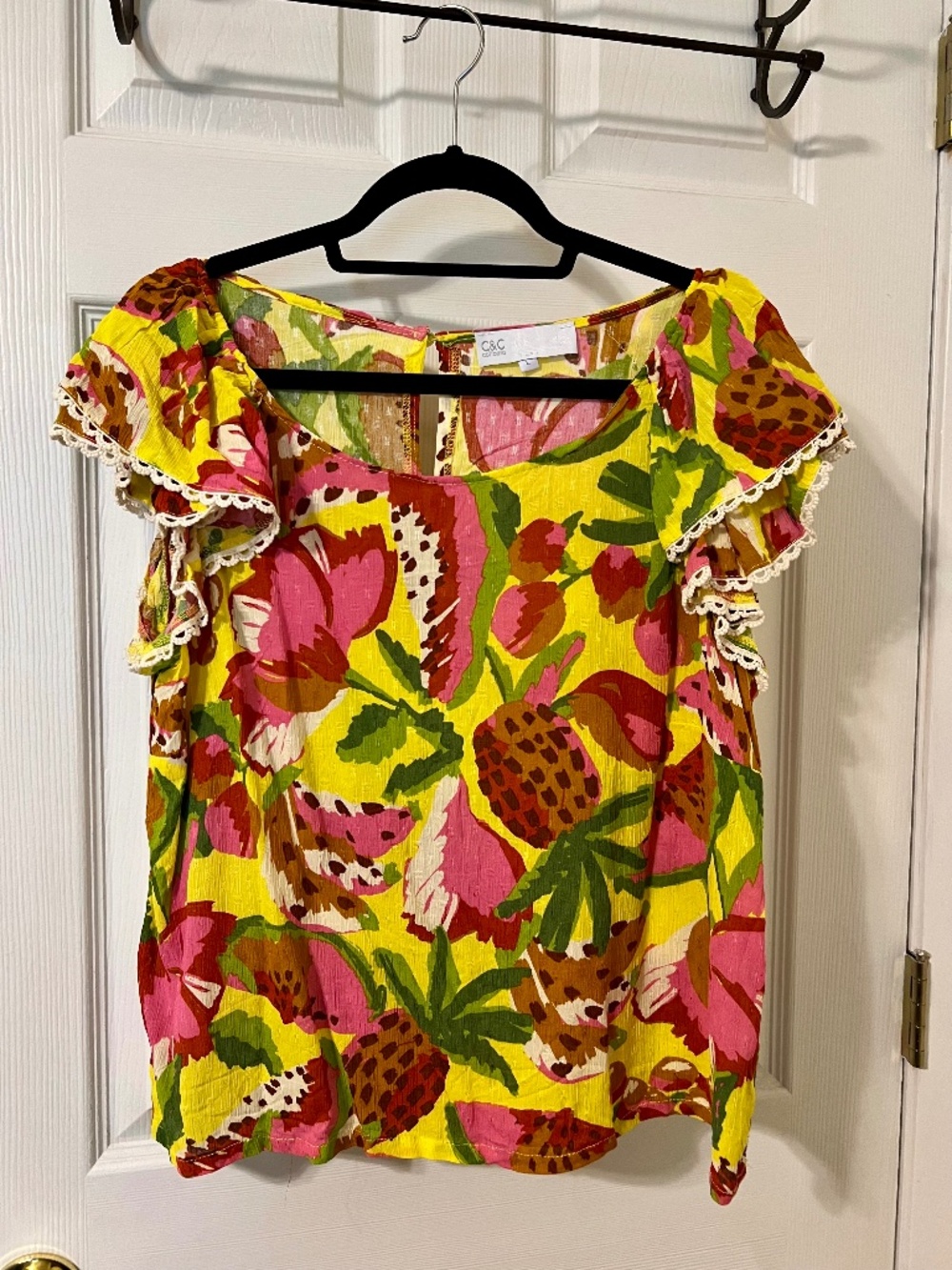 C&C Dragonfruit Pineapple Top